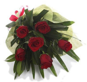 Short Rose Options for Valentines Day 2025